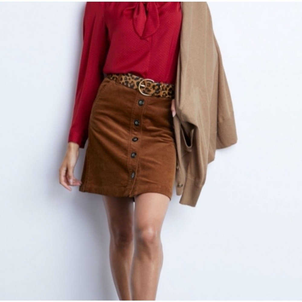 Cabi 3755 Women's Brown University Corduroy Button Front A-Line Skirt‎ Size 4